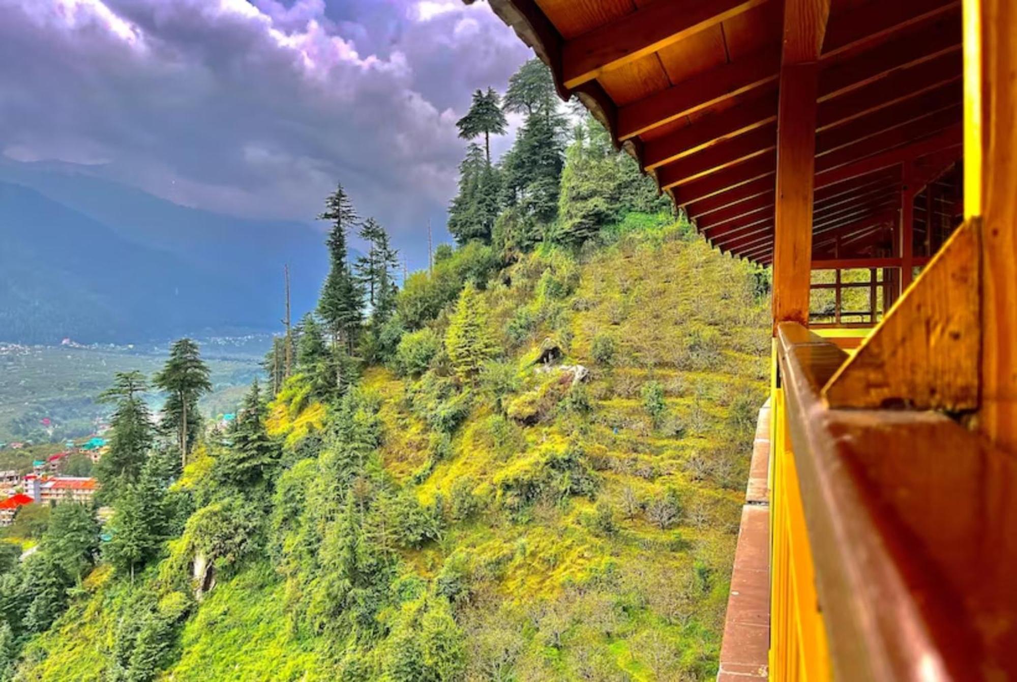 Goroomgo Hotel Bd Resort Manali - Excellent Stay With Family, Parking Facilities Экстерьер фото