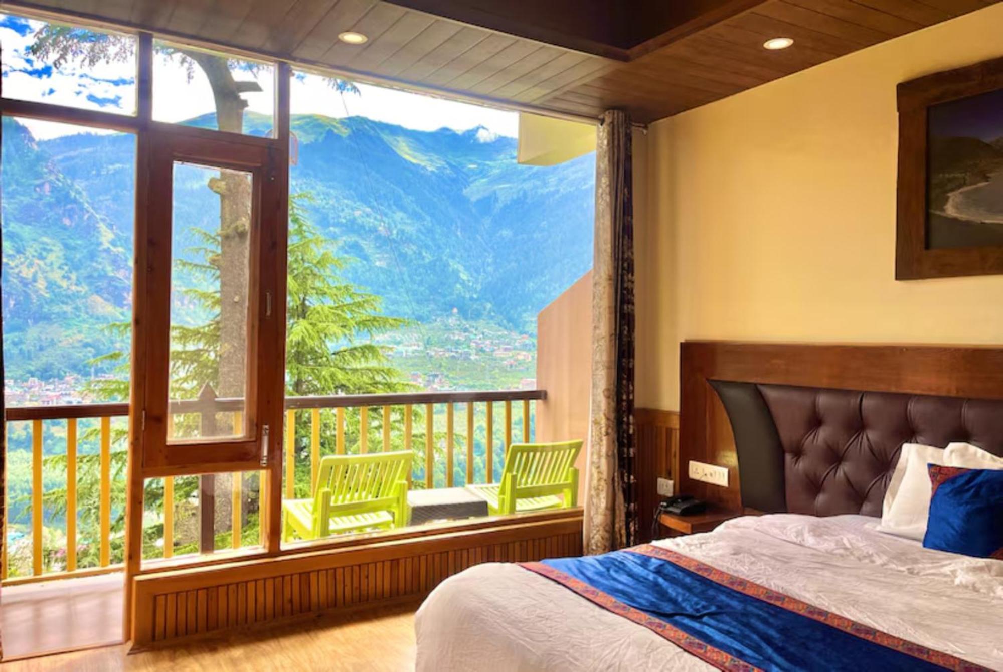 Goroomgo Hotel Bd Resort Manali - Excellent Stay With Family, Parking Facilities Экстерьер фото