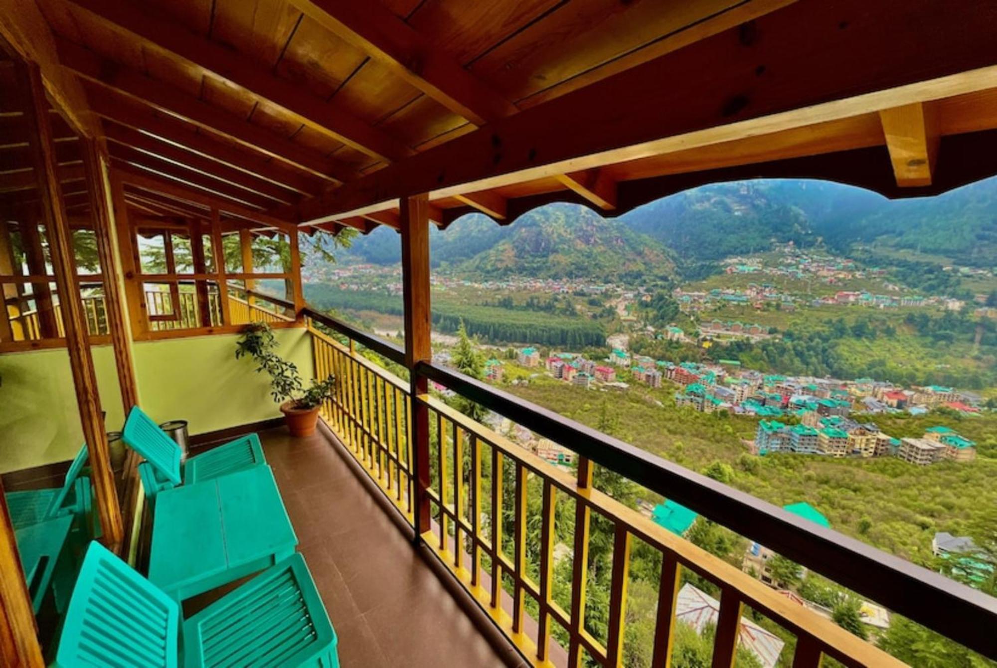 Goroomgo Hotel Bd Resort Manali - Excellent Stay With Family, Parking Facilities Экстерьер фото