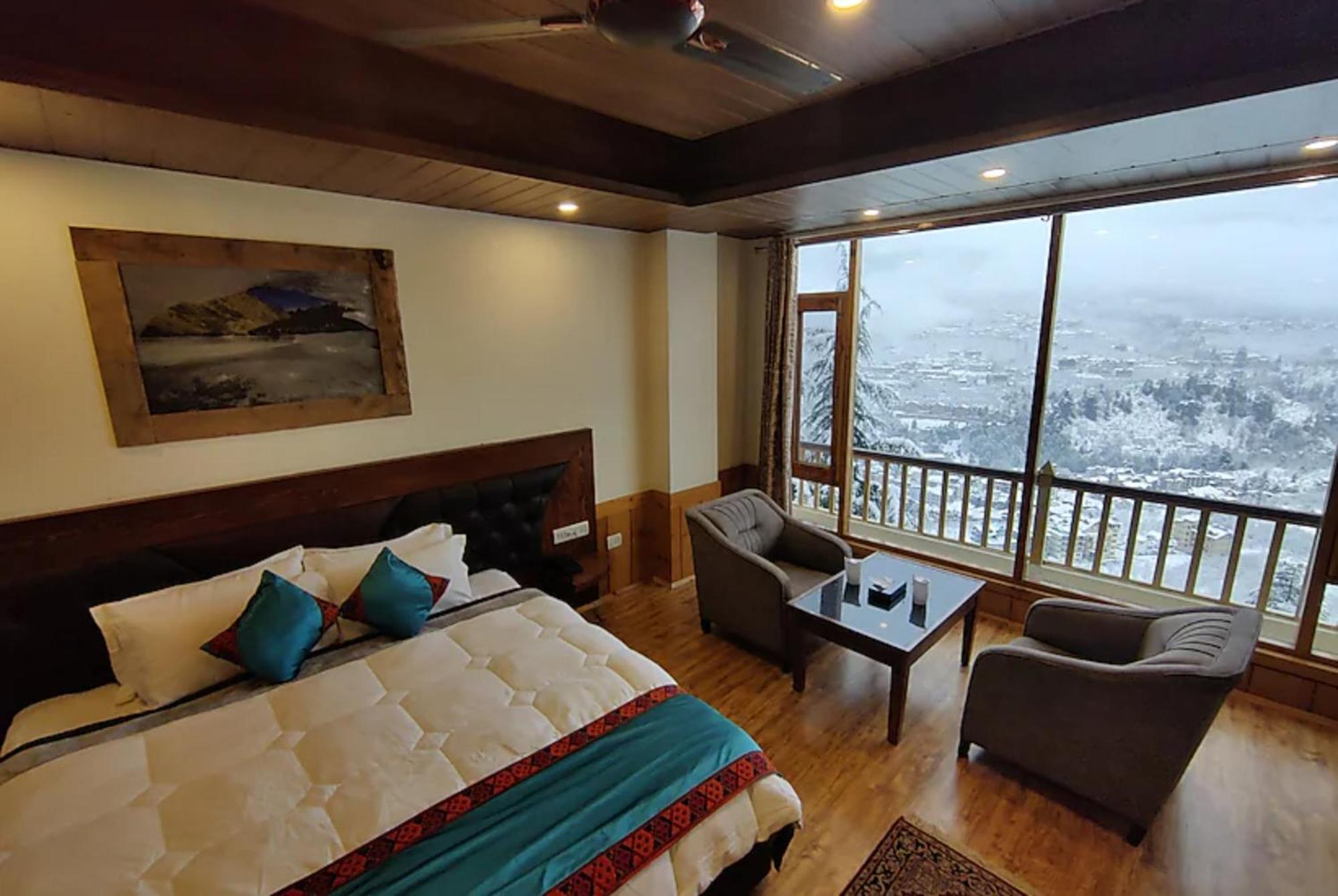 Goroomgo Hotel Bd Resort Manali - Excellent Stay With Family, Parking Facilities Экстерьер фото