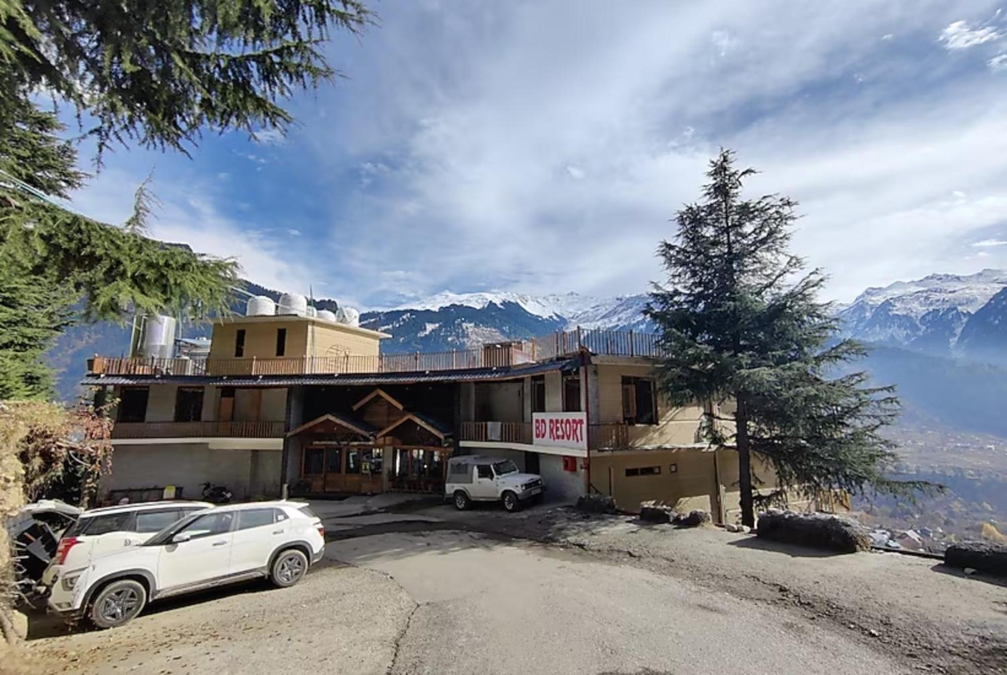 Goroomgo Hotel Bd Resort Manali - Excellent Stay With Family, Parking Facilities Экстерьер фото