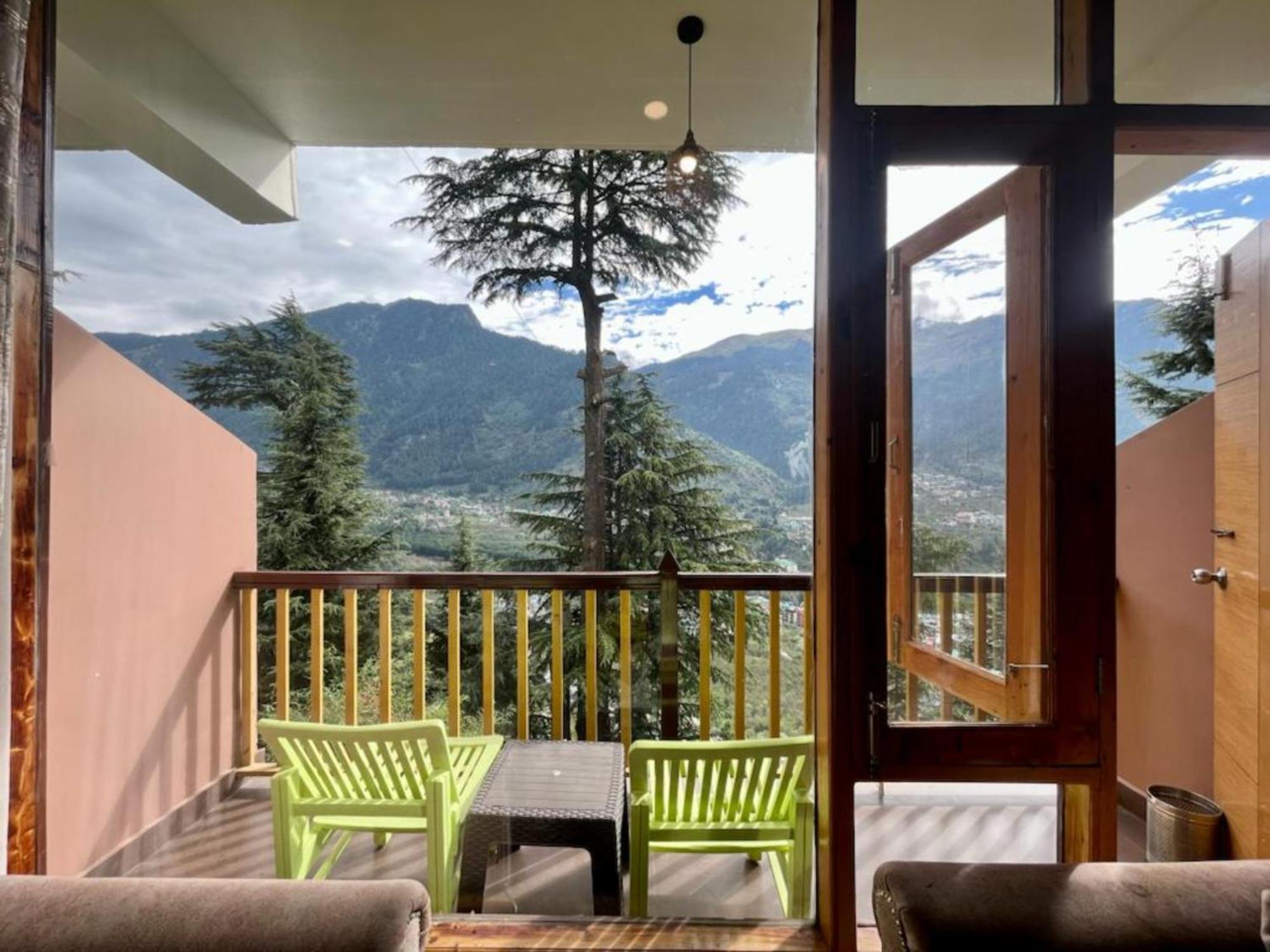 Goroomgo Hotel Bd Resort Manali - Excellent Stay With Family, Parking Facilities Экстерьер фото