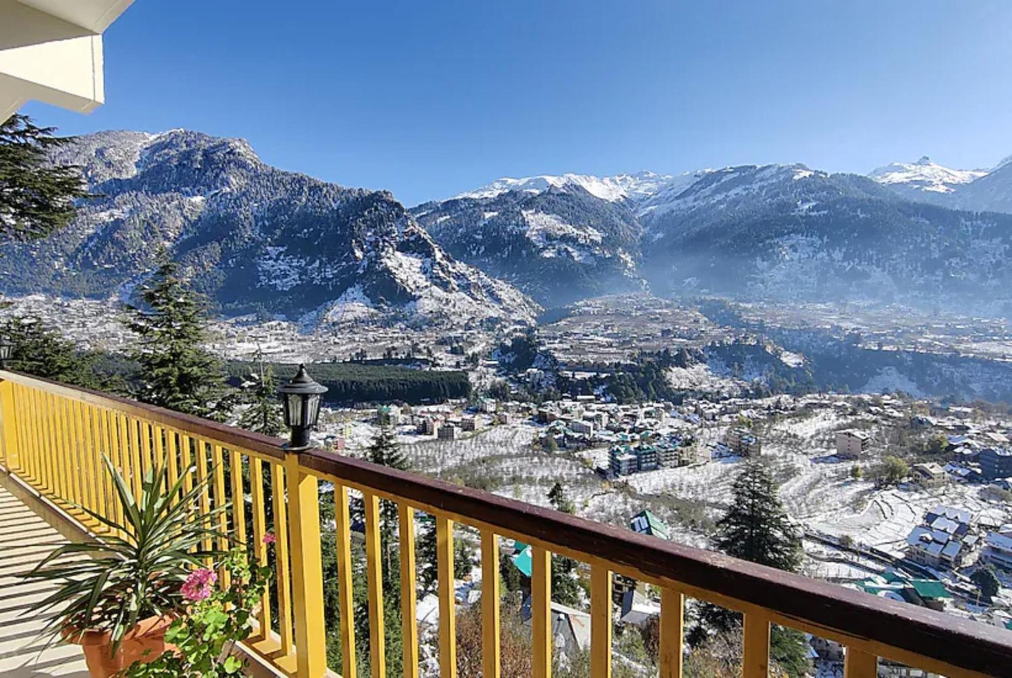 Goroomgo Hotel Bd Resort Manali - Excellent Stay With Family, Parking Facilities Экстерьер фото